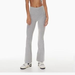 Aritzia flare leggings (brand new)